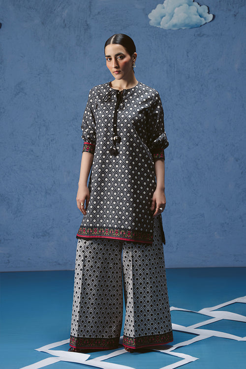 Buy Eastern Dresses For Women in Pakistan  Vanya